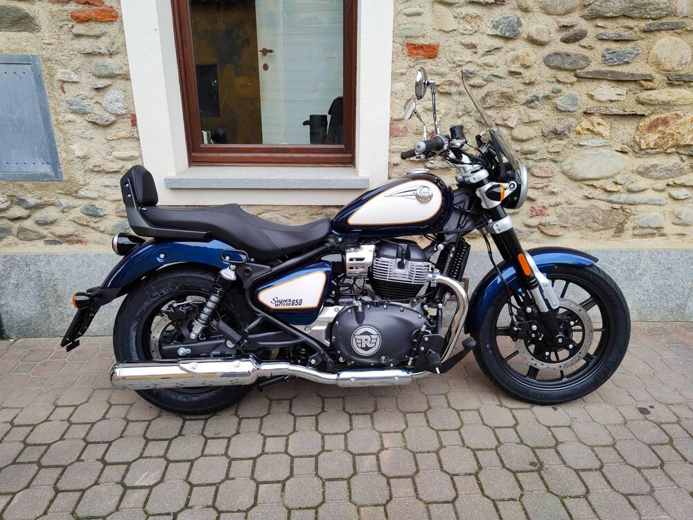 Royal Enfield Super Meteor 650 (2023 - 26) (2)