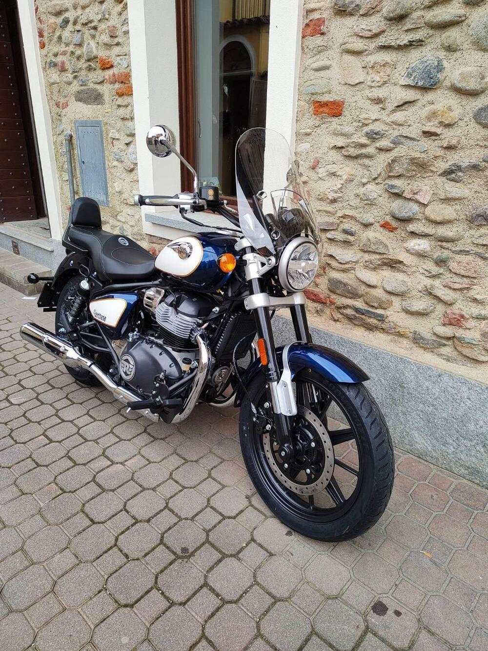 Royal Enfield Super Meteor 650 (2023 - 26) (3)