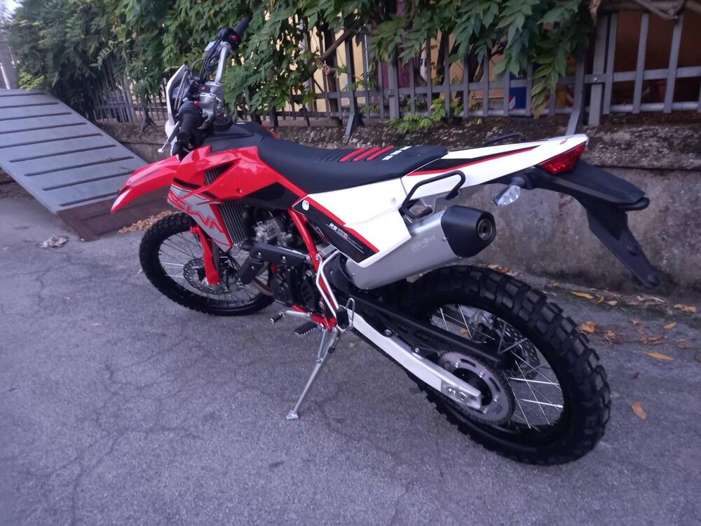 Swm RS 125 R (2021 - 23) (3)
