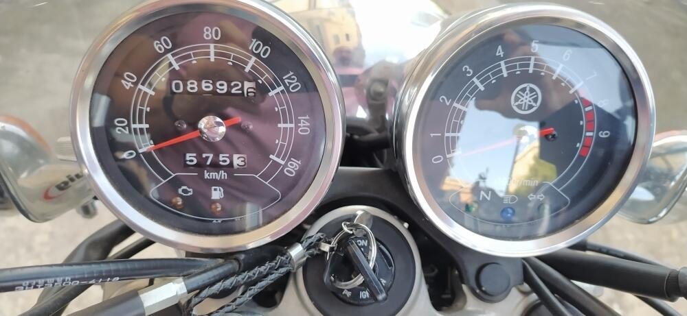 Yamaha SR 400 (2013 - 17) (5)