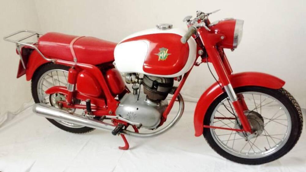 MV Agusta 125 TRE Centomila (3)