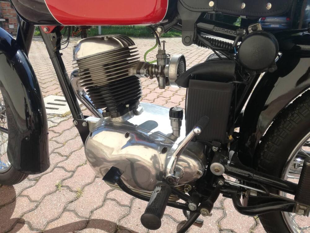 Moto Morini 175 TURISMO PRIMA SERIE (9)