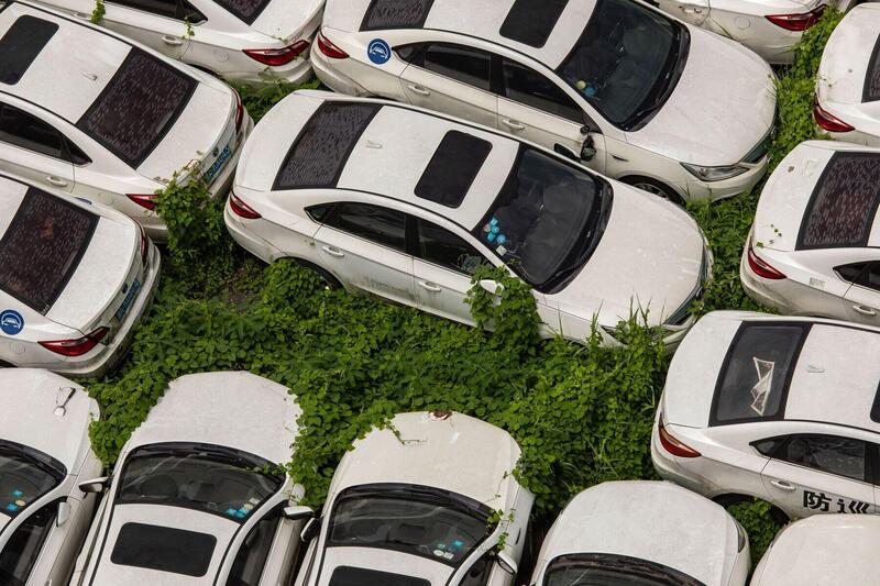 Auto elettriche abbandonate in Cina