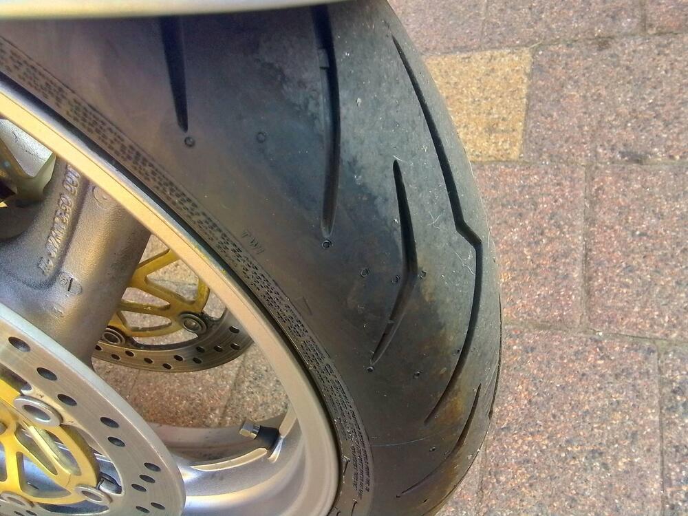 Honda CBR 1100 XX  (2001 - 06) (6)