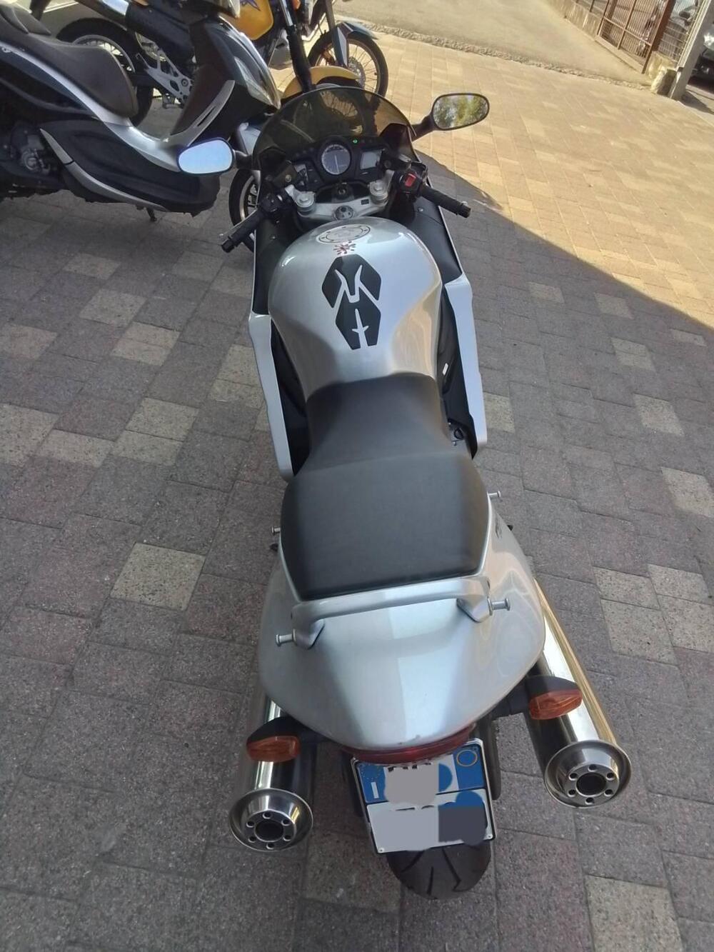 Honda CBR 1100 XX  (2001 - 06) (10)