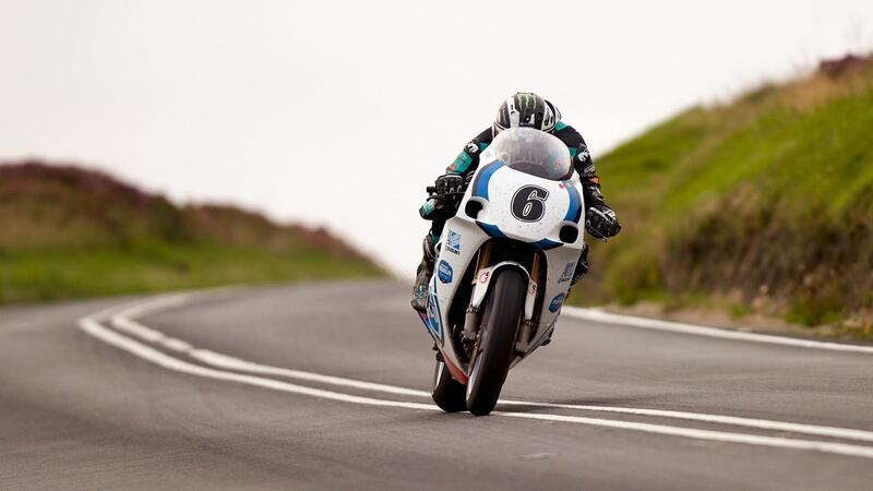 Manx GP: la Senior va al debuttante Yeardsley, Dunlop domina la Classic Superbike