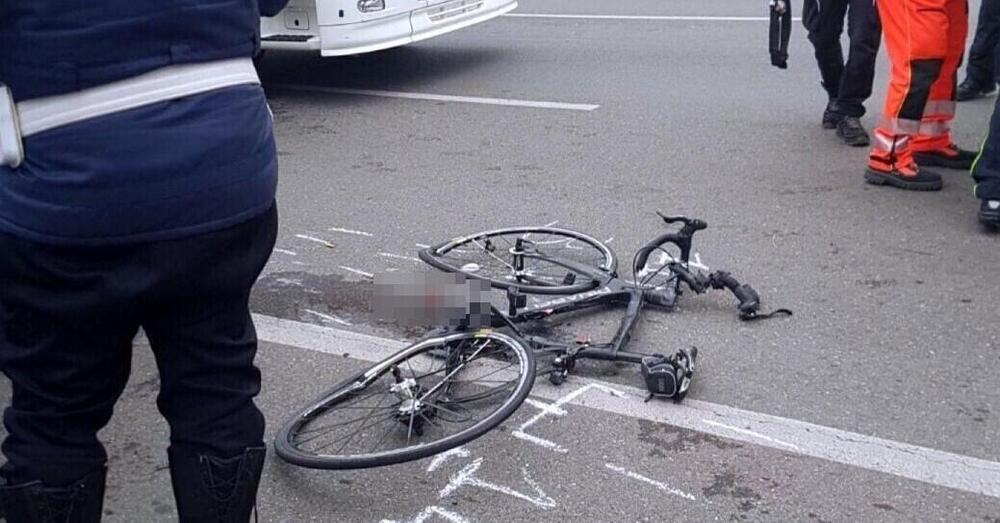 Un&#039;altra ciclista investita e uccisa da un camion (&egrave; la quinta), ma cosa succede a Milano?