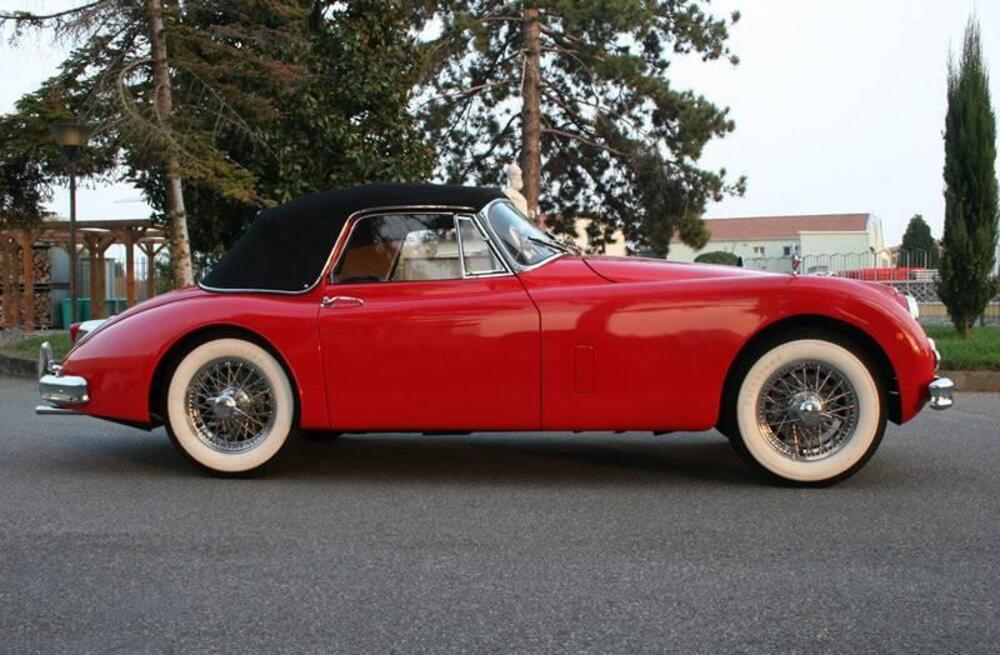 Jaguar XK 150 DHC d'epoca a Mantova (2)