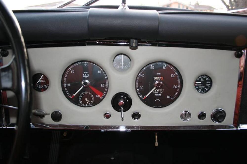Jaguar XK 150 DHC d'epoca a Mantova (19)
