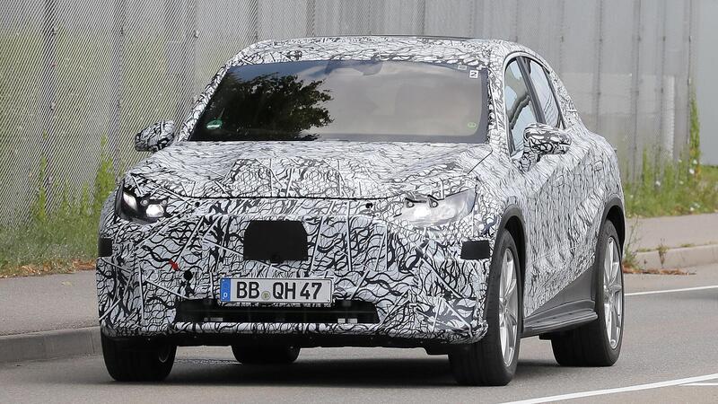 Mercedes EQC, la seconda generazione avr&agrave; 1.000 km di autonomia [Foto Spia]