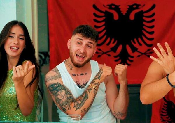 Bye bye Albania: si torna dalle vacanze, fra ingorghi al traghetto e ascoltando Loris e Emanuel con &ldquo;Sono albanese&rdquo;