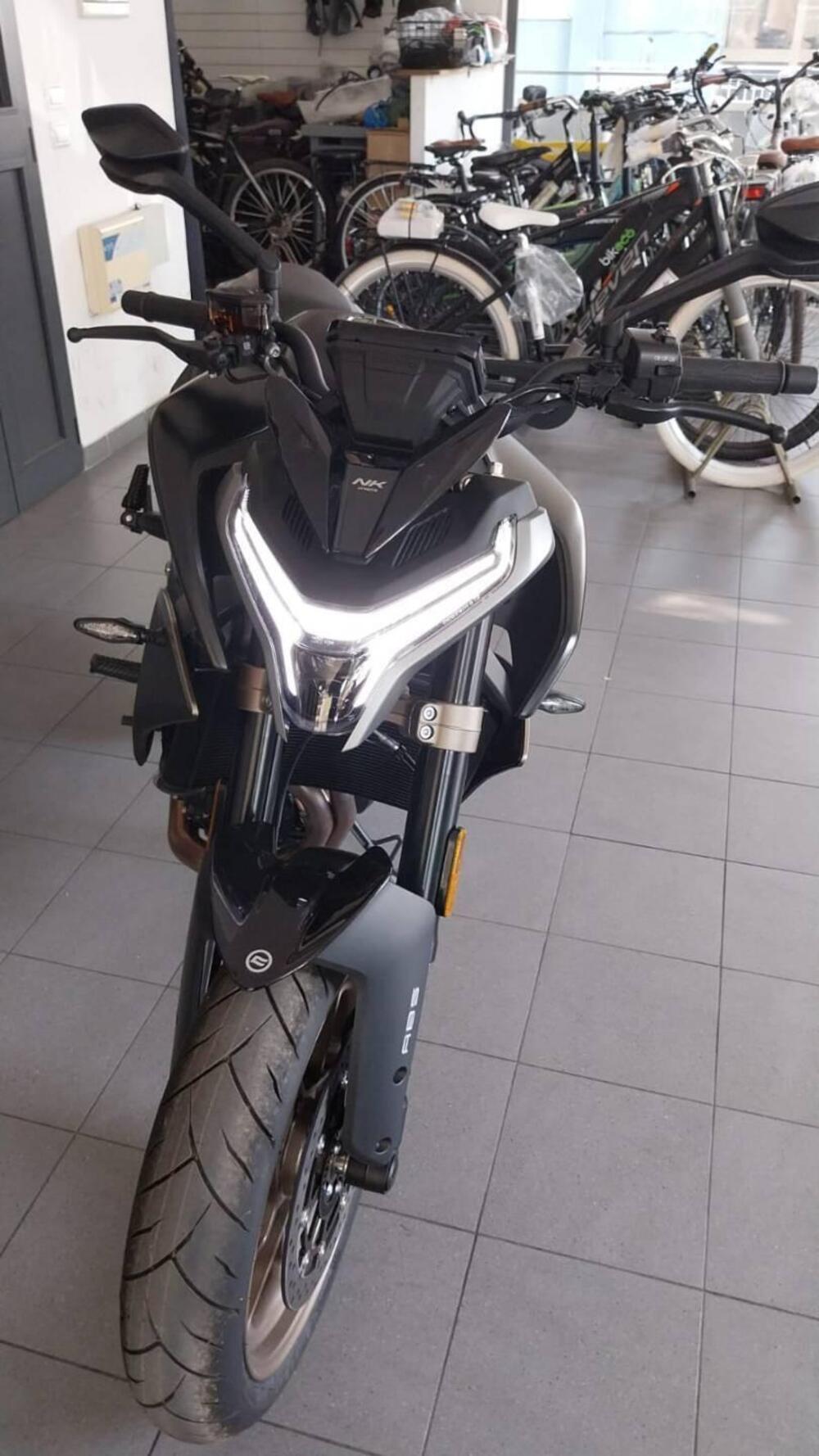 CFMOTO 800NK Sport (2023 - 25) (2)
