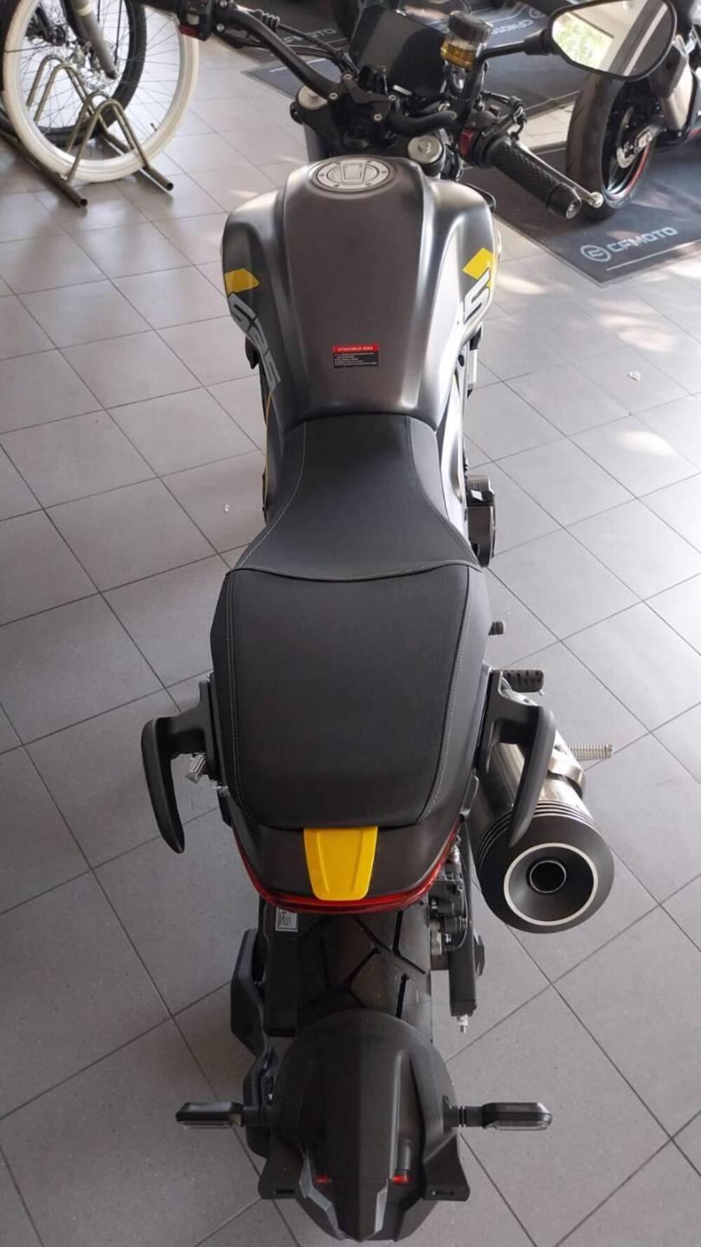 Voge Trofeo 525ACX Scrambler (2023 - 25) (4)