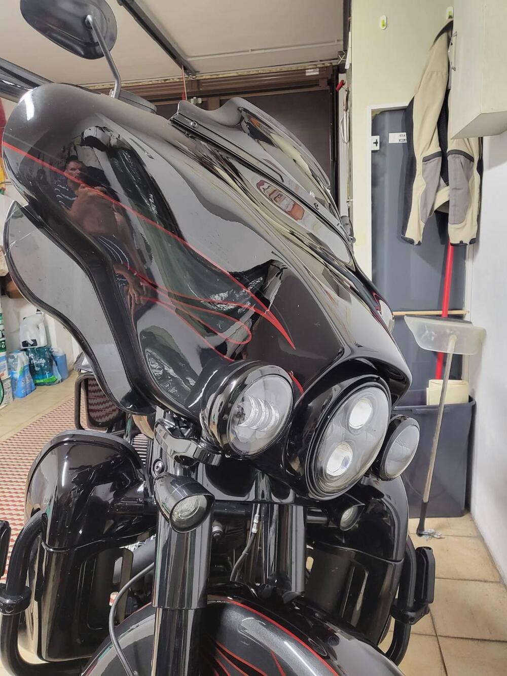 Harley-Davidson 1690 Electra Glide Ultra Limited (2010 - 13) - FLHTK (2)