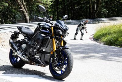 [VIDEO] #ACacciaDiCurve! Sulla Trento - Bondone con la Yamaha MT-10 SP