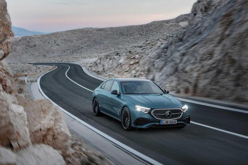 Mercedes Classe E 2024: prezzi e caratteristiche della berlina e della wagon