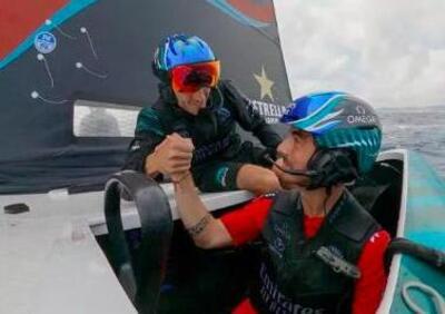 [VIDEO] MotoGP 2023. Dalle moto alla vela: Pecco Bagnaia vola sulla Ac40 dell'America's Cup