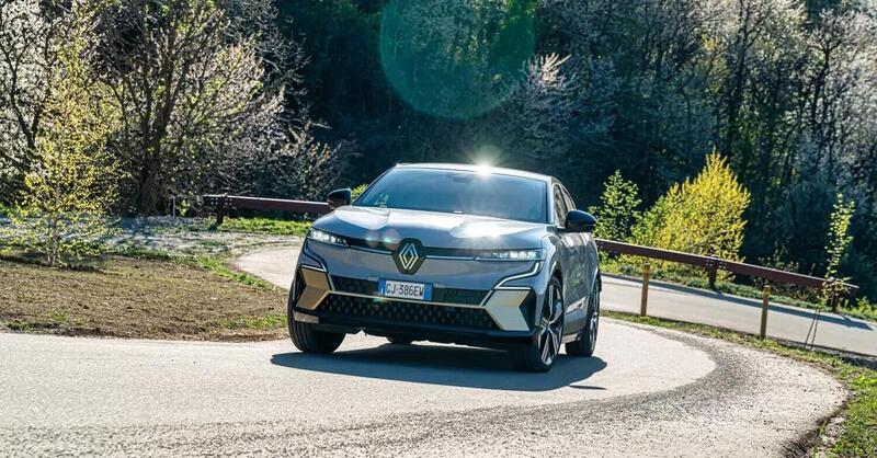 Renault Megane E-Tech, ora la pompa di calore &egrave; di serie 