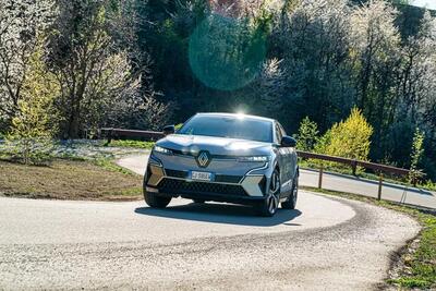 Renault Megane E-Tech, ora la pompa di calore &egrave; di serie 