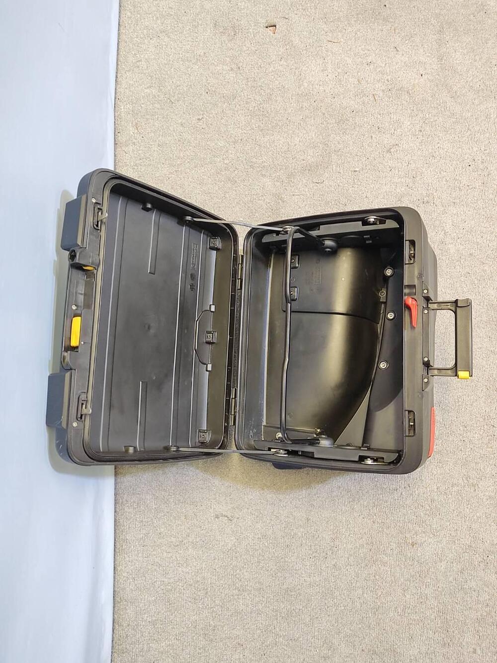 VALIGIA LATERALE DESTRA ORIGINALE BMW (30/39 L) (5)