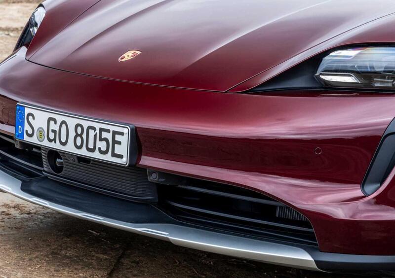 Porsche Taycan Cross Turismo (28)