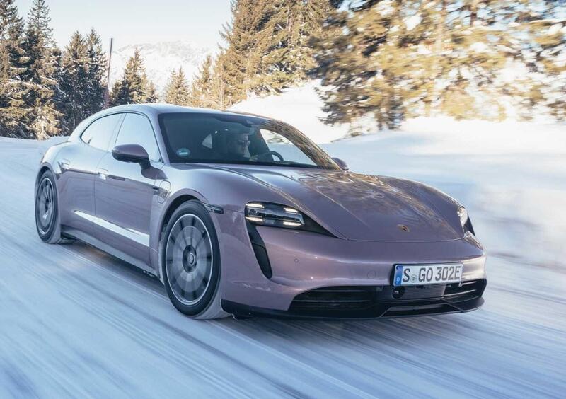 Porsche Taycan Sport Turismo (11)