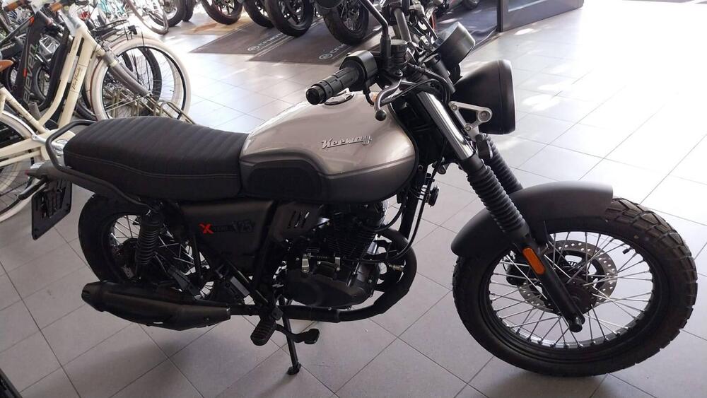 Keeway Motor X-Light 125 (2023 - 26) (3)