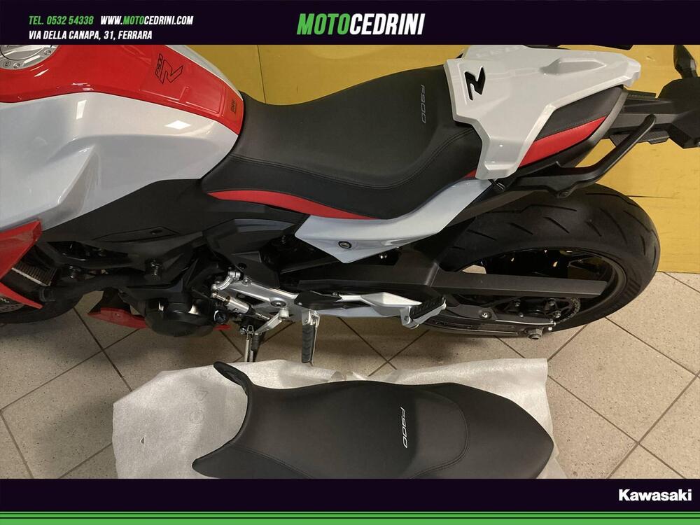 Bmw F 900 R (2021 - 24) (4)