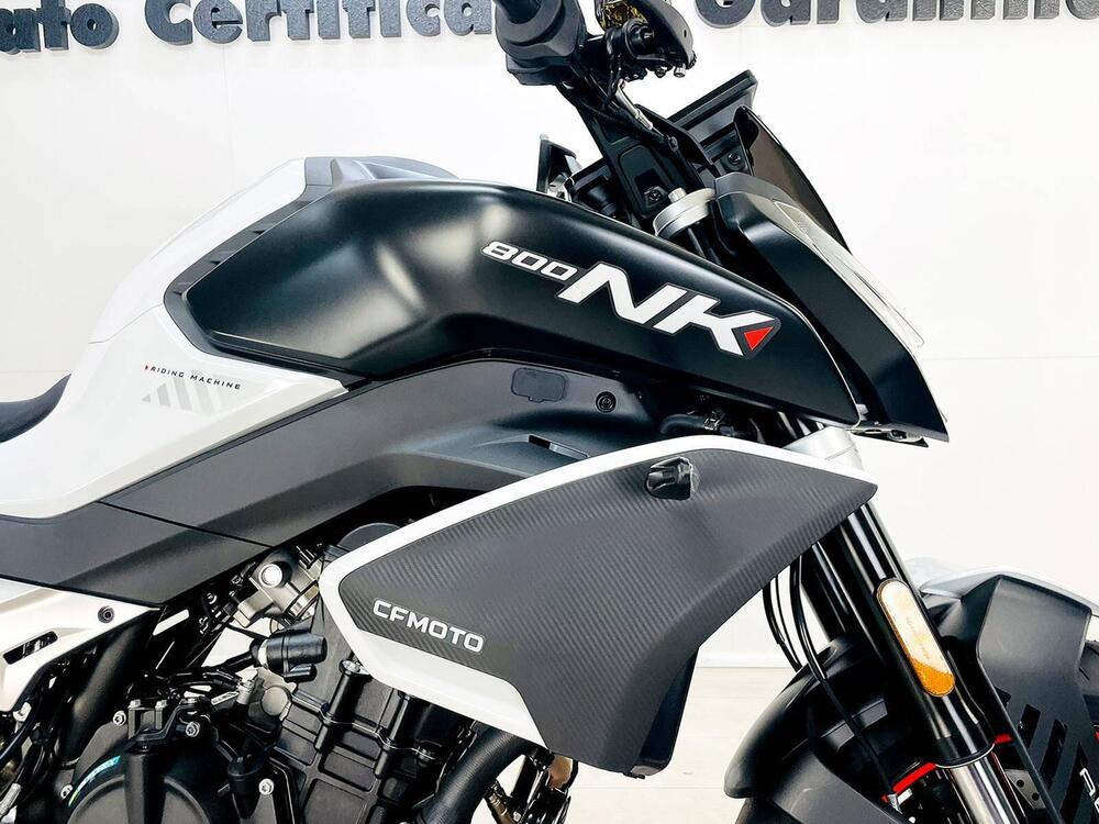 CFMOTO 800NK Advanced (2023 - 25) (10)
