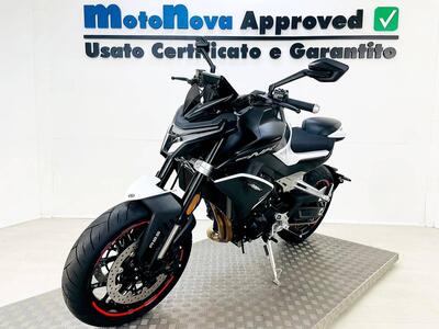 CFMOTO 800NK Advanced (2023 - 25) nuova