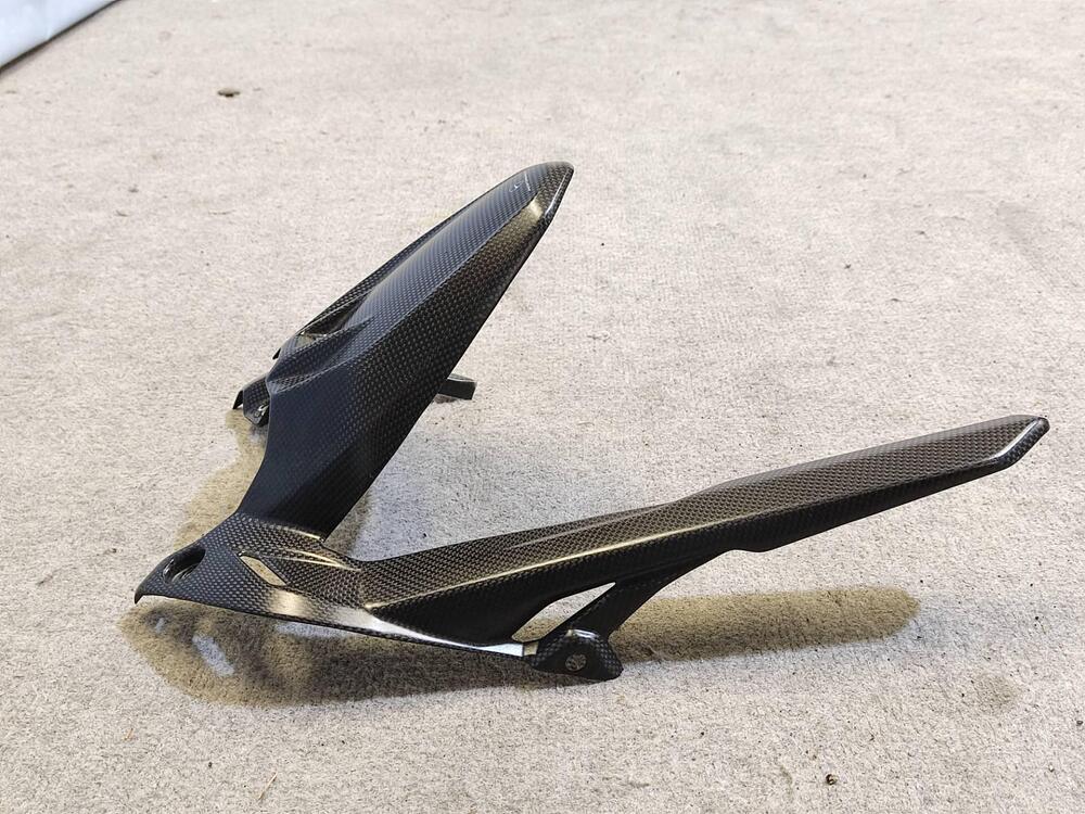 Parafango Posteriore In Carbonio Ducati Monster 93 (7)