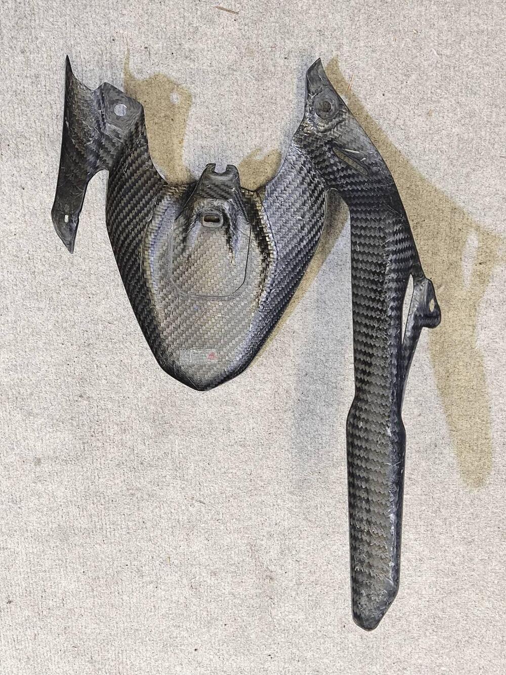 Parafango Posteriore In Carbonio Ducati Monster 93 (8)