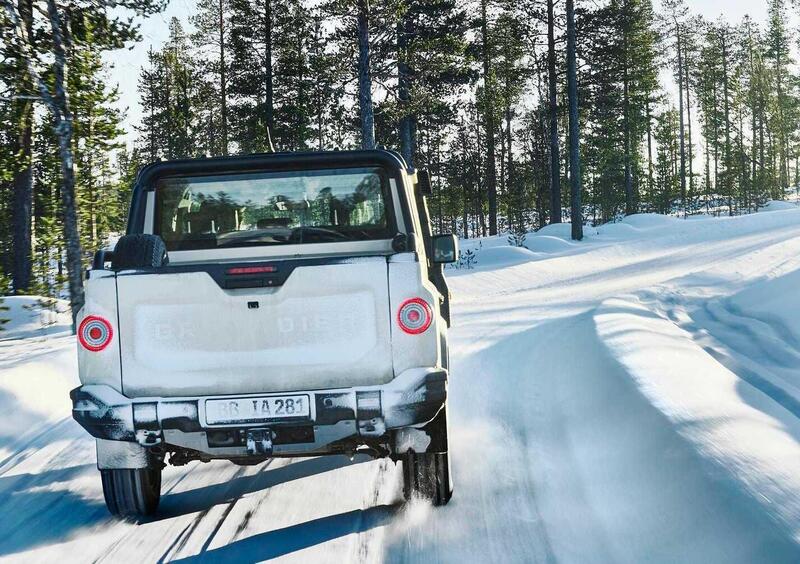 Ineos Grenadier Pick-up (4)