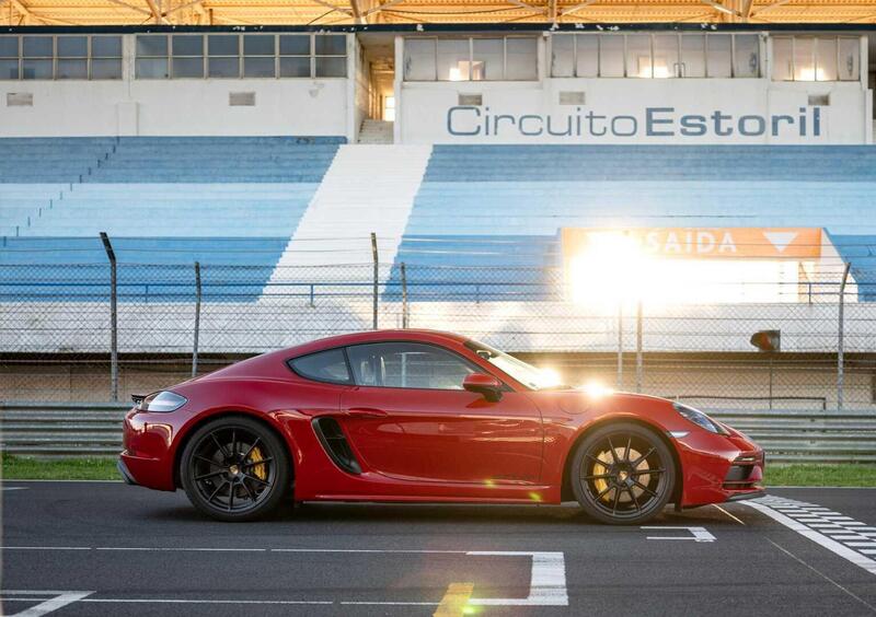 Porsche 718 Cayman  (2016-->>) (6)