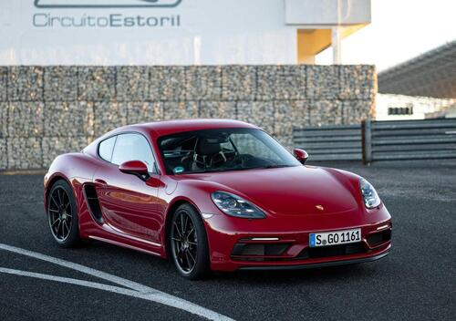 Porsche 718 Cayman 
