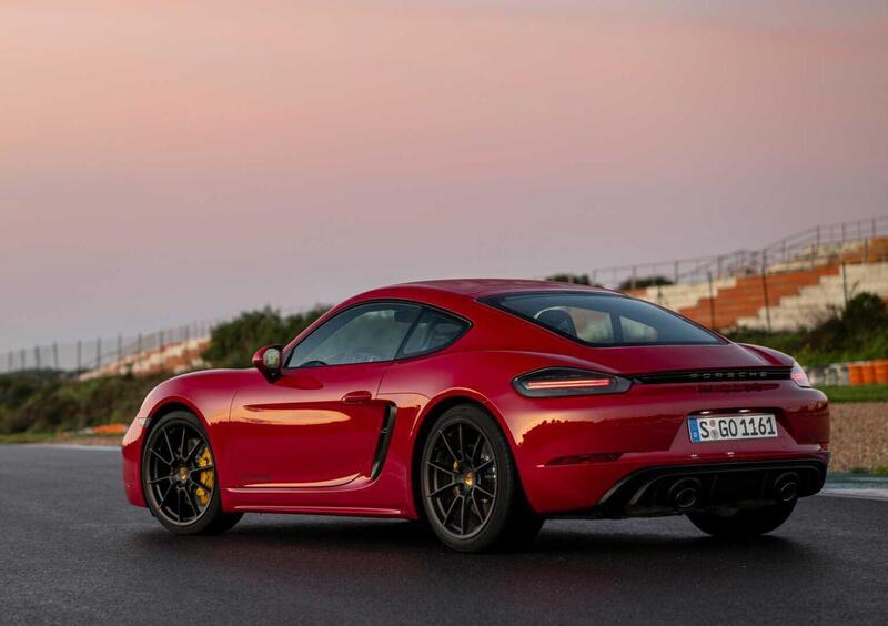 Porsche 718 Cayman  (2016-->>) (5)