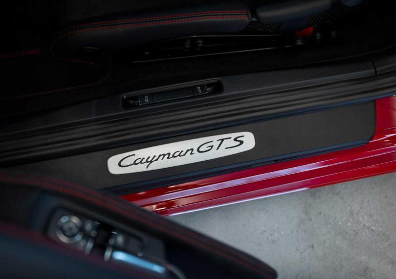 Porsche 718 Cayman  (2016-->>) (15)