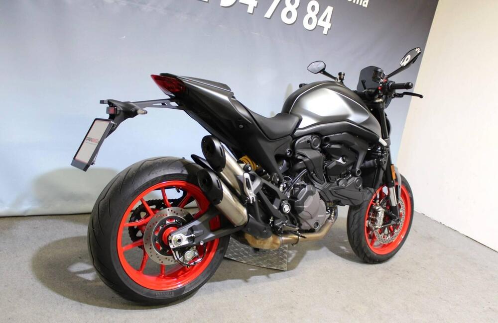 Ducati Monster 937 + (2021 - 25) (4)