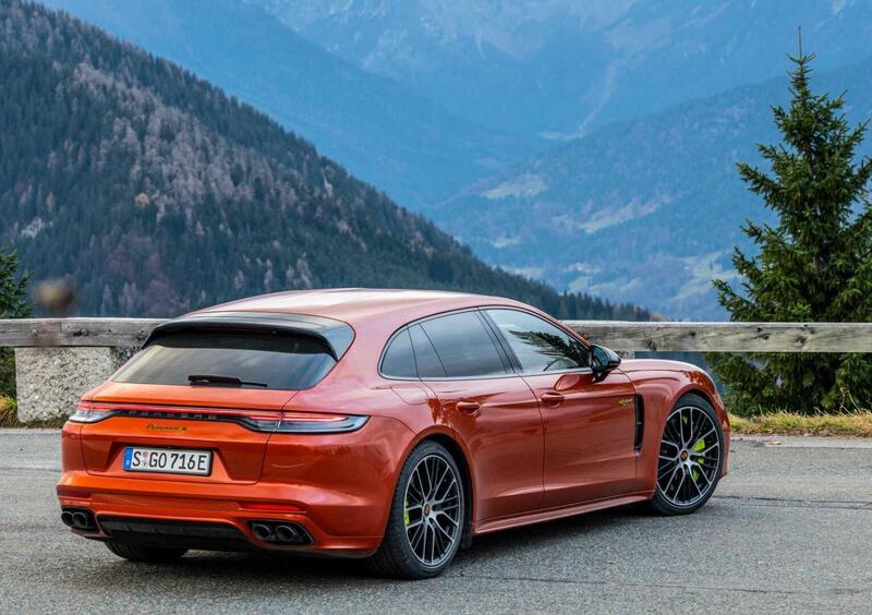 Porsche Panamera Sport Turismo (2017-24) (2)