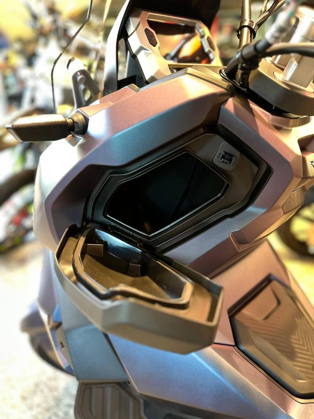 Sym ADX 125 (2025) (12)