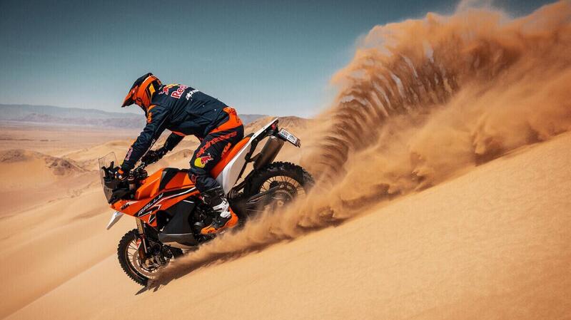 KTM presenta la nuova 890 Adventure R Rally: ne esistono solamente 700 esemplari