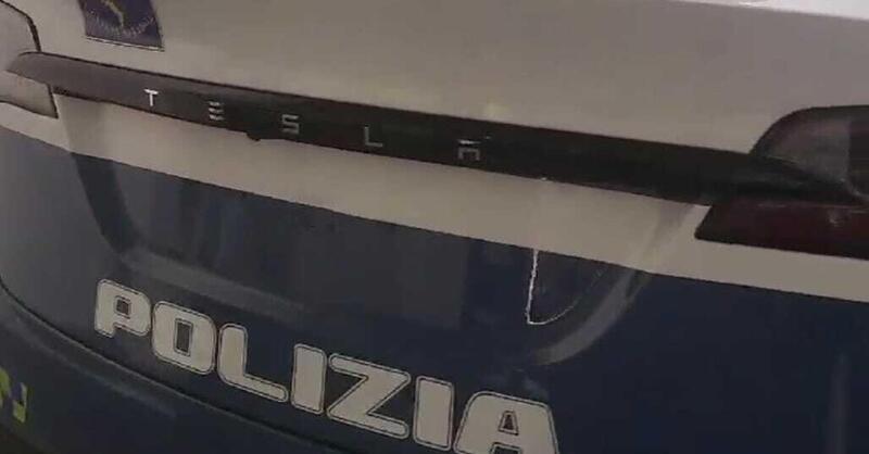 Tesla, arriva una Model X in uniforme della Polizia Stradale