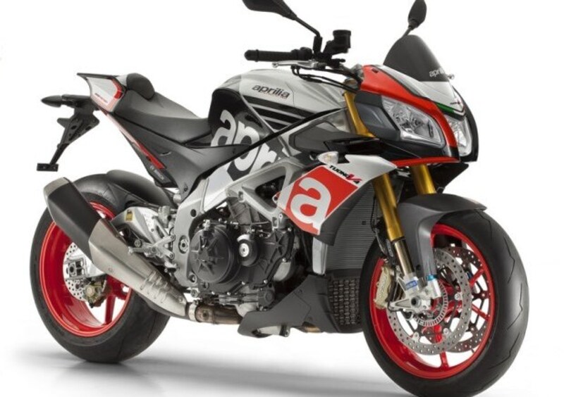 Aprilia Tuono V4 Tuono V4 Factory (2015 - 17) (2)