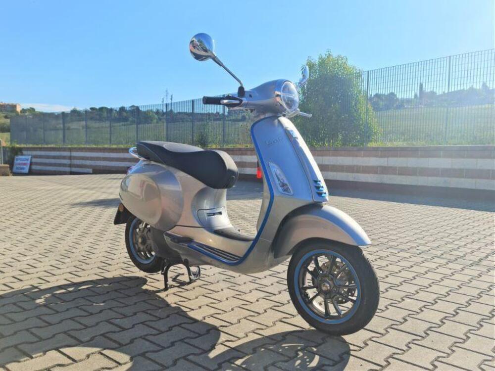 Piaggio Vespa 50 HP 4M (2)