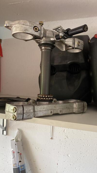 (S)vendo Parti Ducati ST2