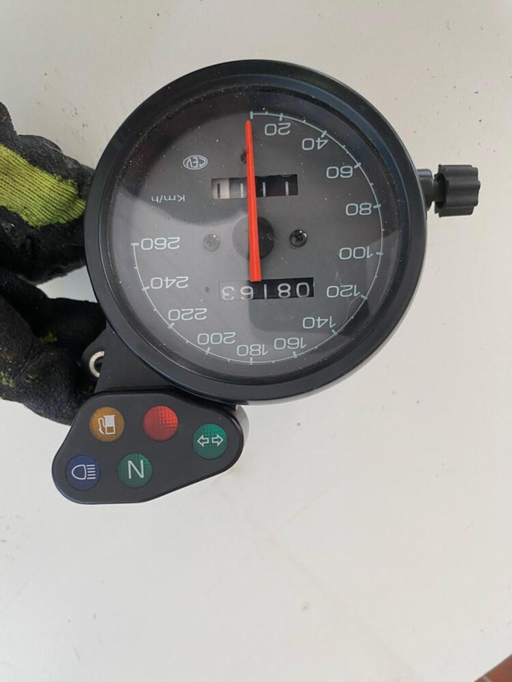 (S)vendo Parti Ducati ST2 (5)