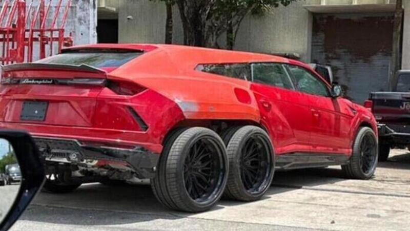 Lamborghini Urus a tre assi 6x6. No, non &egrave; a S.Agata