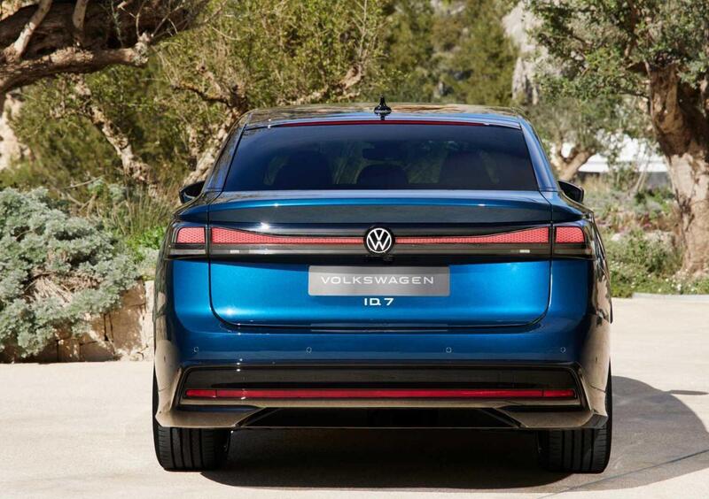 Volkswagen ID.7 (2023-->>) (8)