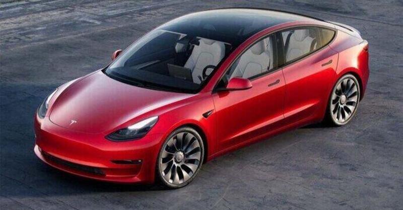 Tesla Model 3 2024: scoperta l&#039;apertura di emergenza delle porte dietro