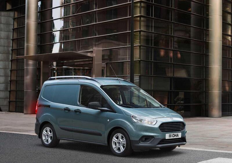 Ford Transit Courier (2014-23) (3)